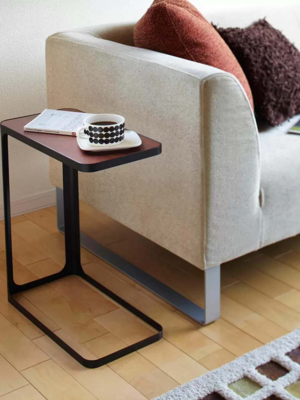 Yamazaki Bijzettafel Frame met houten plaat | Bijzettafels