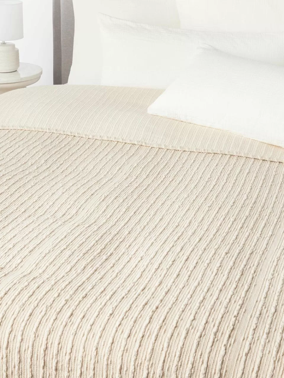 Westwing Collection Bouclé bedsprei Thomassin | Bedspreien