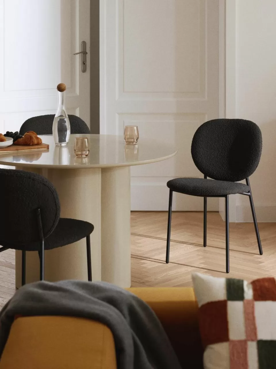 Westwing Collection Bouclé gestoffeerde stoelen Ulrica, 2 stuks | Stoelen