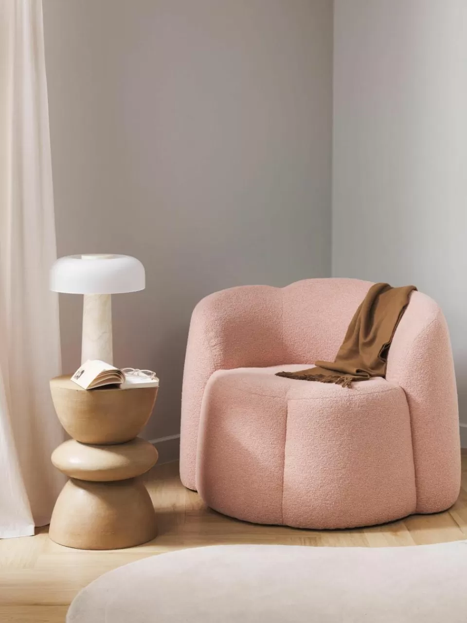 Westwing Collection Bouclé loungefauteuil Fleur | Fauteuils | Relaxfauteuils