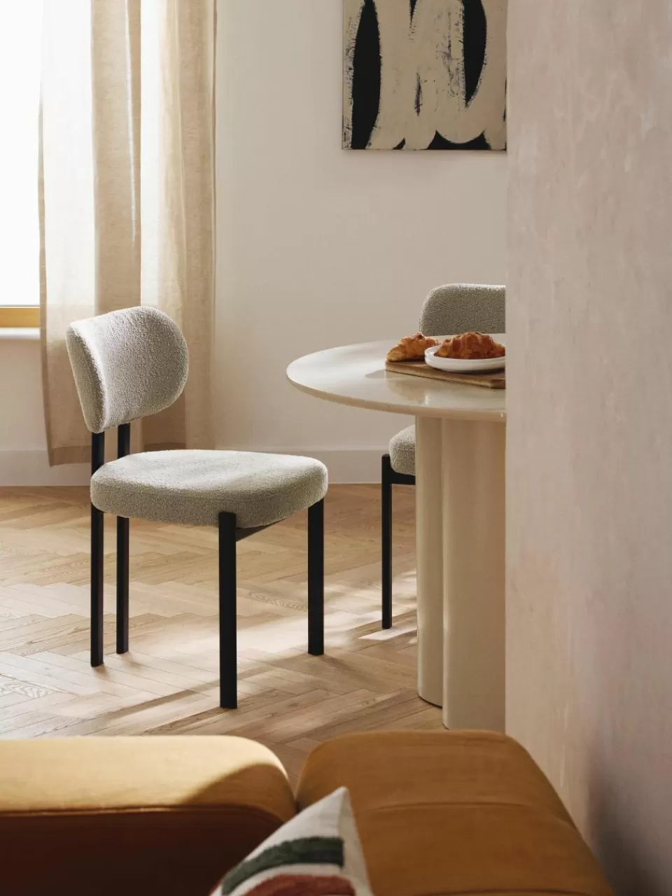 Westwing Collection Bouclé stoel Adrien | Stoelen | Gestoffeerde Stoelen