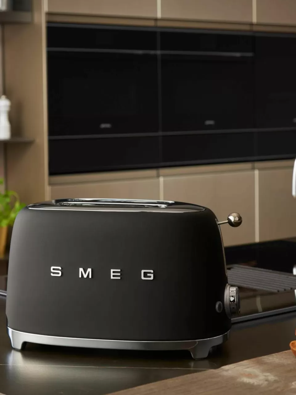 Smeg Compacte broodrooster 50's Style | Broodroosters