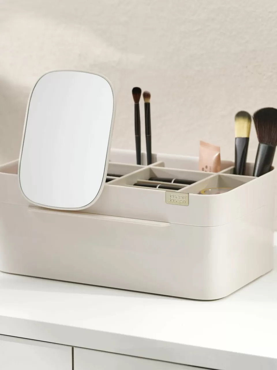 Joseph Joseph Cosmetische organizer Viva met magnetische sluiting en spiegel | Decoratie | Sieradendoosjes