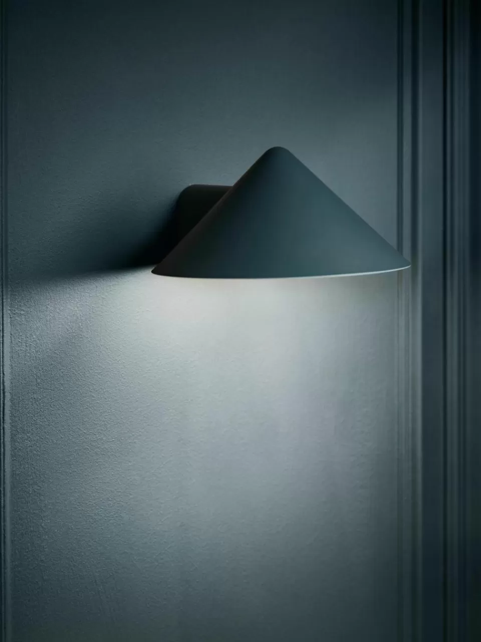 Frandsen Dimbare LED wandlamp Grasp | Wandlampen