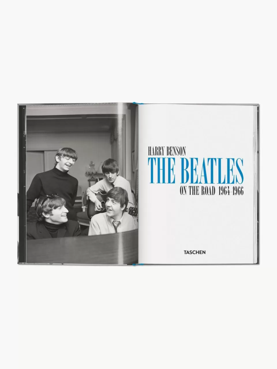 Westwing Geïllustreerd boek The Beatles: on the road 1964-1966 | Fotoboeken