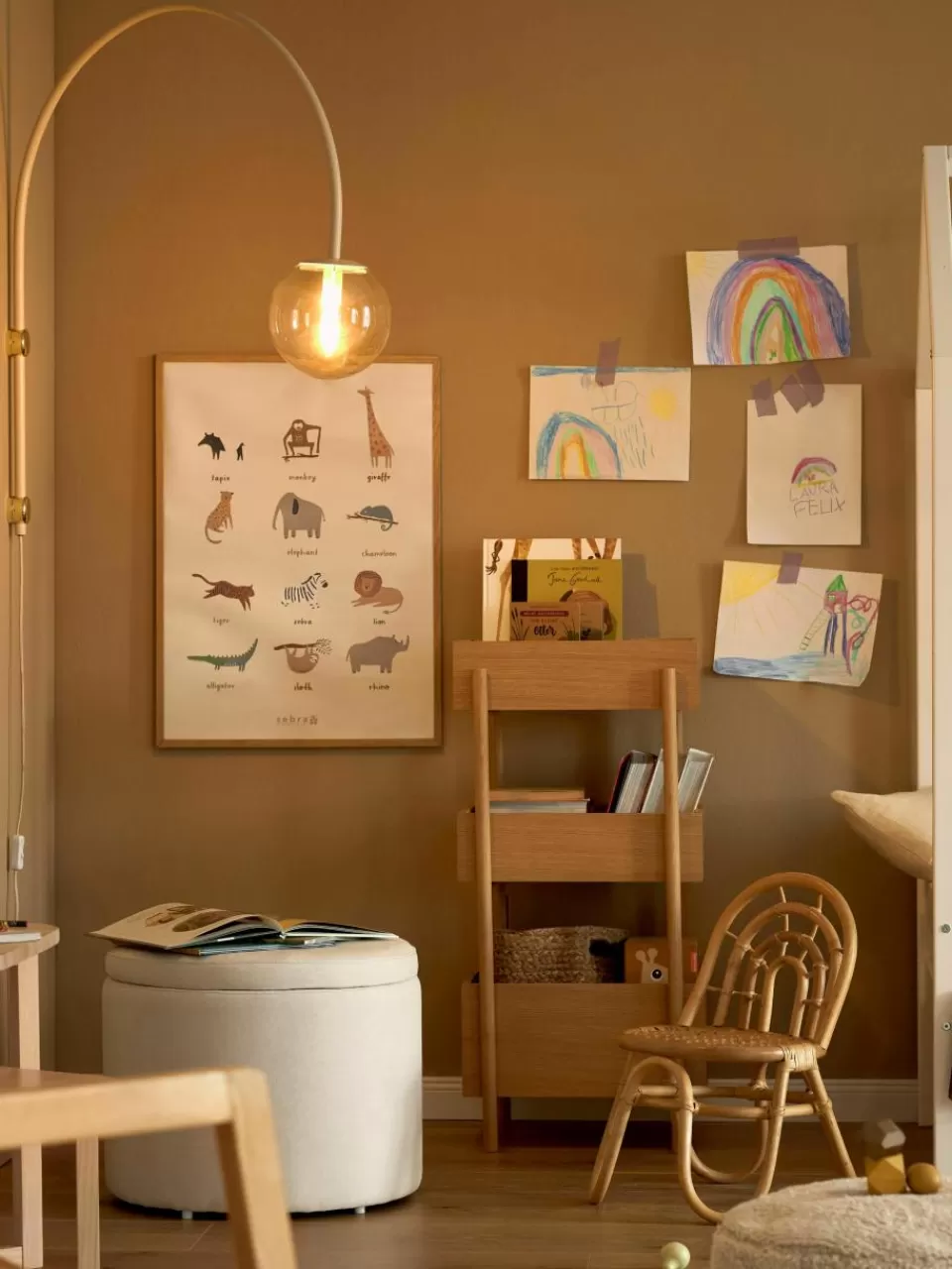 Oyoy Living Design Kinderstoel Rainbow van rotan | Kinderstoelen | Kinderstoelen