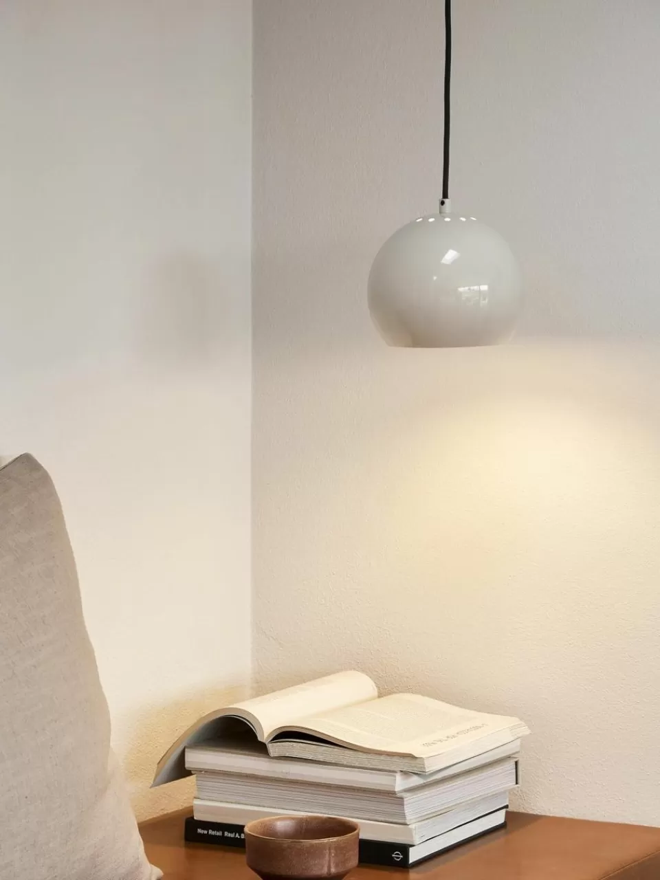 Frandsen Kleine bolvormige hanglamp Ball | Hanglampen | Hanglampen