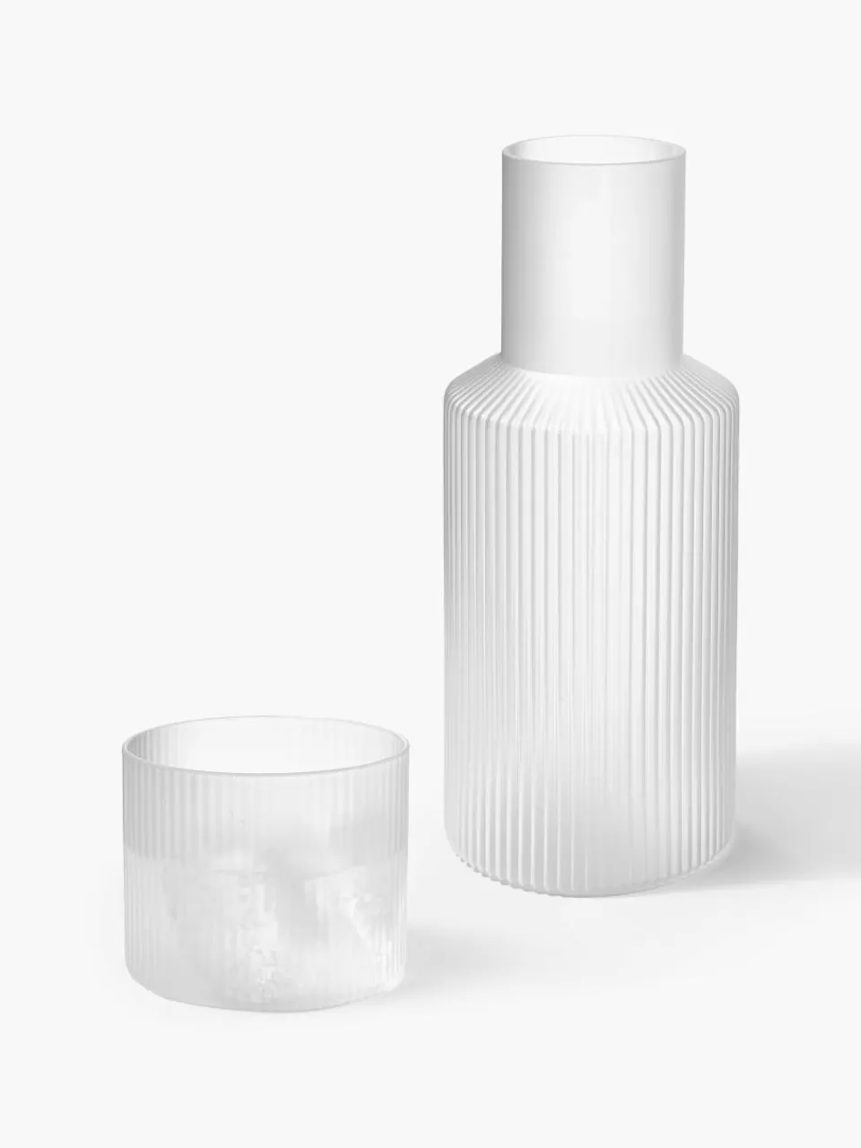 ferm LIVING Mondgeblazen kleine waterkaraffen Ripple met waterglas, set van 2 | Waterkaraffen & Waterkannen | Servies