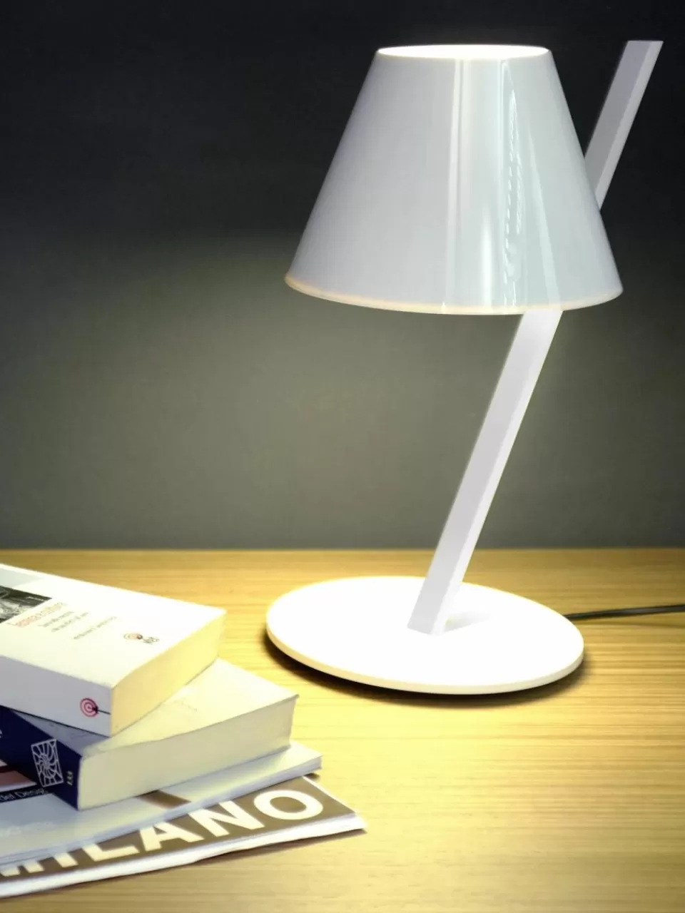 Artemide Tafellamp La Petite | Bureaulampen | Tafellampen